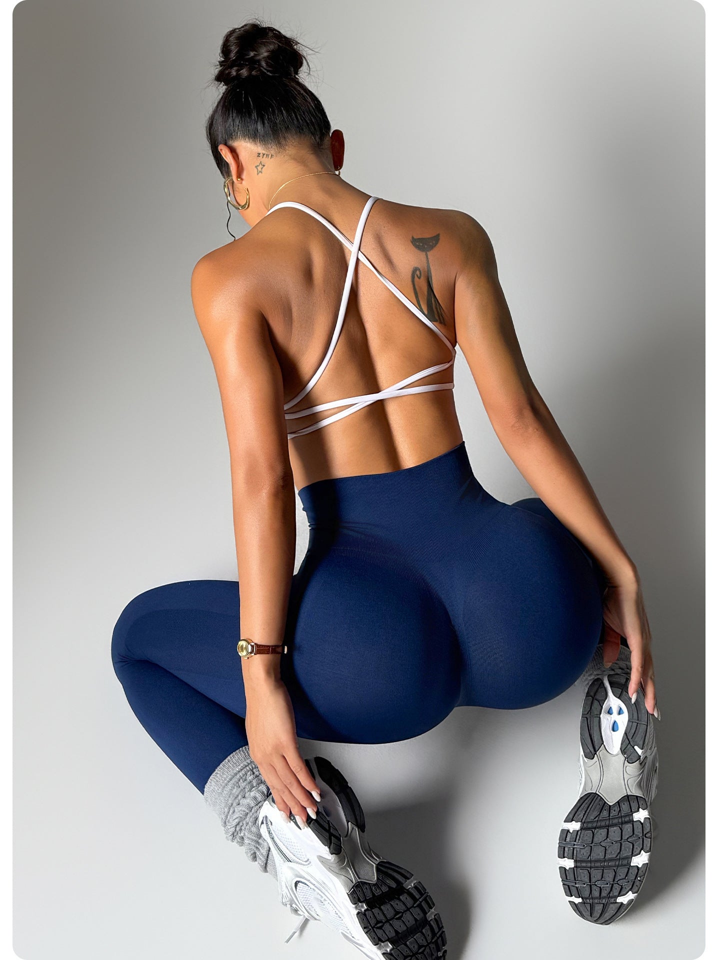 Women's Seamless High Waist Quick-drying Hollow Hip Raise Yoga Pants